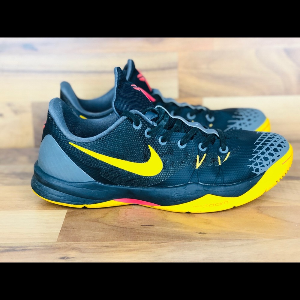Nike Kobe Venomenon 4 basketball shoes
